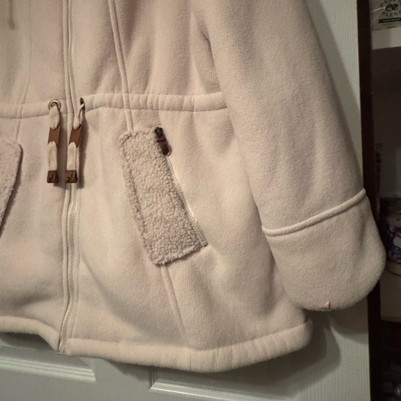 Koolaburra Sz XL Cream Faux Fur Sherpa Jacket with Hood - Picture 5 of 12